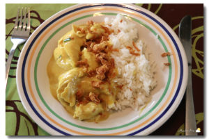 Aiguillettes de poulet au curry et aux ananas