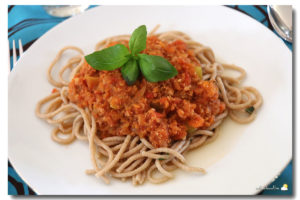 Gros spaghetti (pâte fraîche) à la Bolognaise aux légumes