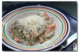 Tagliatelle verte fraîche au saumon fumé