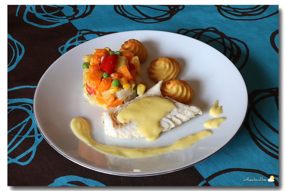 Poisson sauce champagne et julienne de légumes - Recette par Rolly