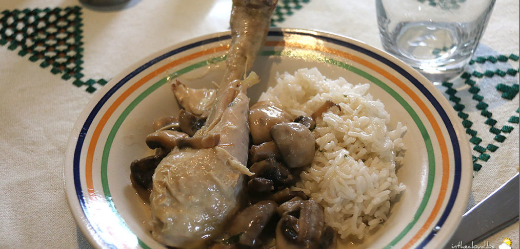 Poulet aux champignons et à l'estragon