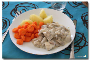 Poulet crème aux champignons, carottes & pomme de terre