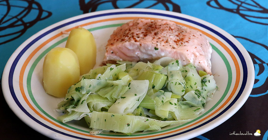 Saumon poêlé à l'unilatéral, poireaux & pomme de terre - La cuisine d