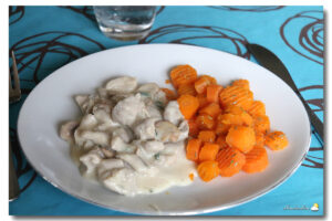 Poulet crème aux champignons, carottes