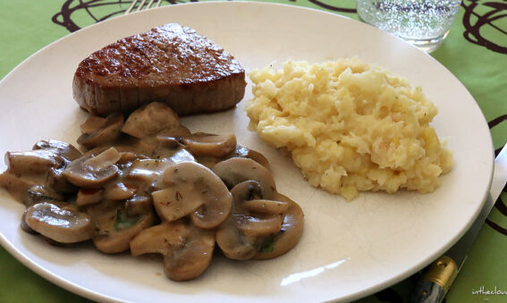 Tournedos aux champignons, purée de céleri-rave