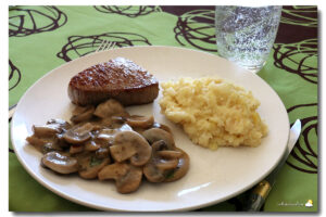 Tournedos aux champignons, purée de céleri-rave