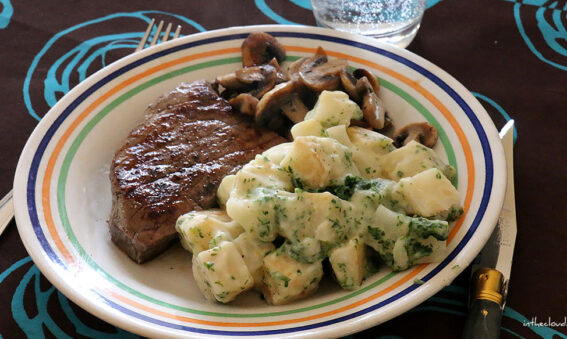 Steak aux champignons, céleri-rave