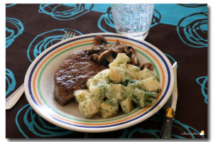 Steak aux champignons, céleri-rave