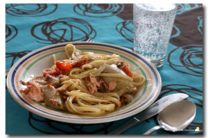 Linguine aux chicons et au saumon fumé