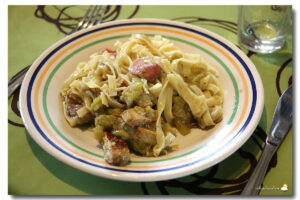 Tagliatelles aux courges, aux côtes de porc et au jambon