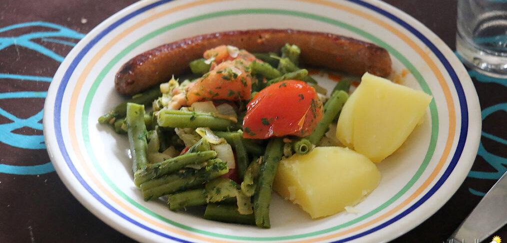 Merguez, haricots tomatés, PDT