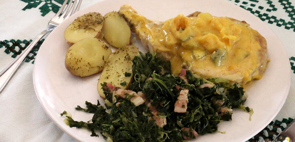 Côte de porc sauce blackwell, chou frisé aux lardons