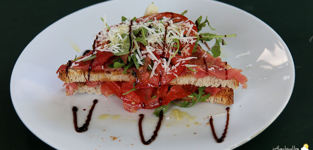 Carpaccio de boeuf à la tomate coeur de boeuf