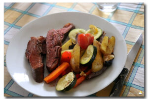 Magret de canard, légumes au four